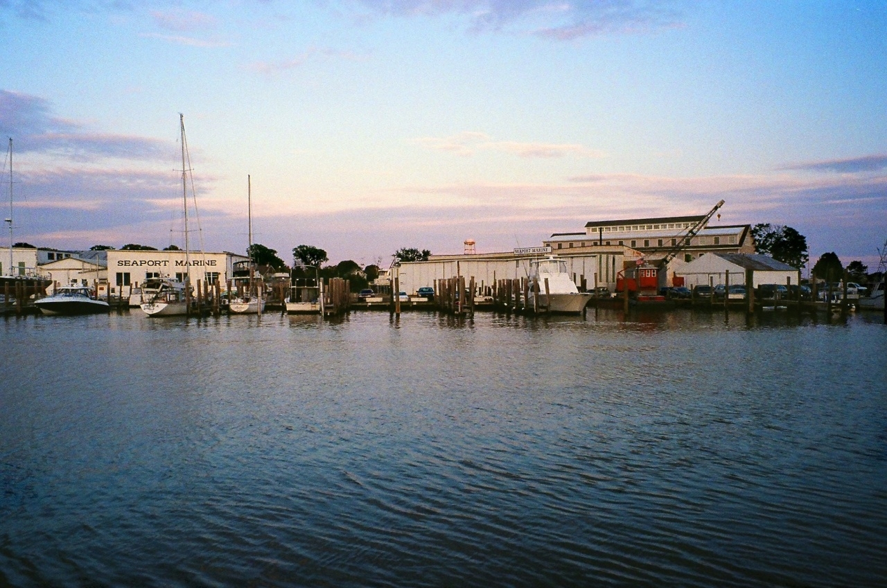 Mystic River, Seaport Marine